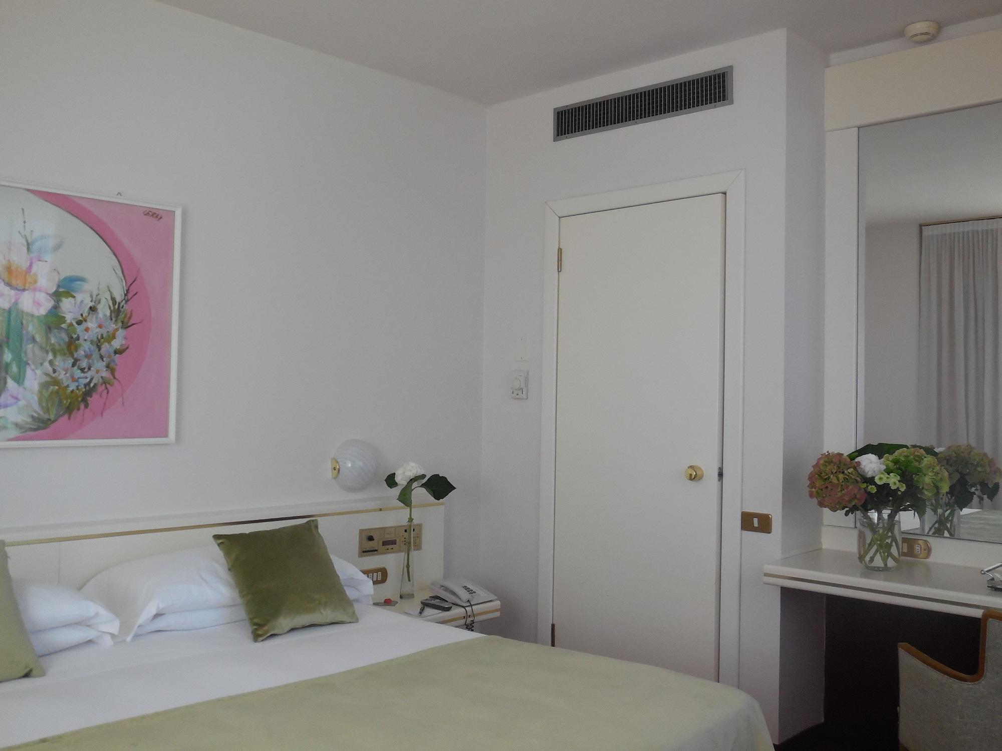 Starhotels Cristallo Palace Bergamo Buitenkant foto