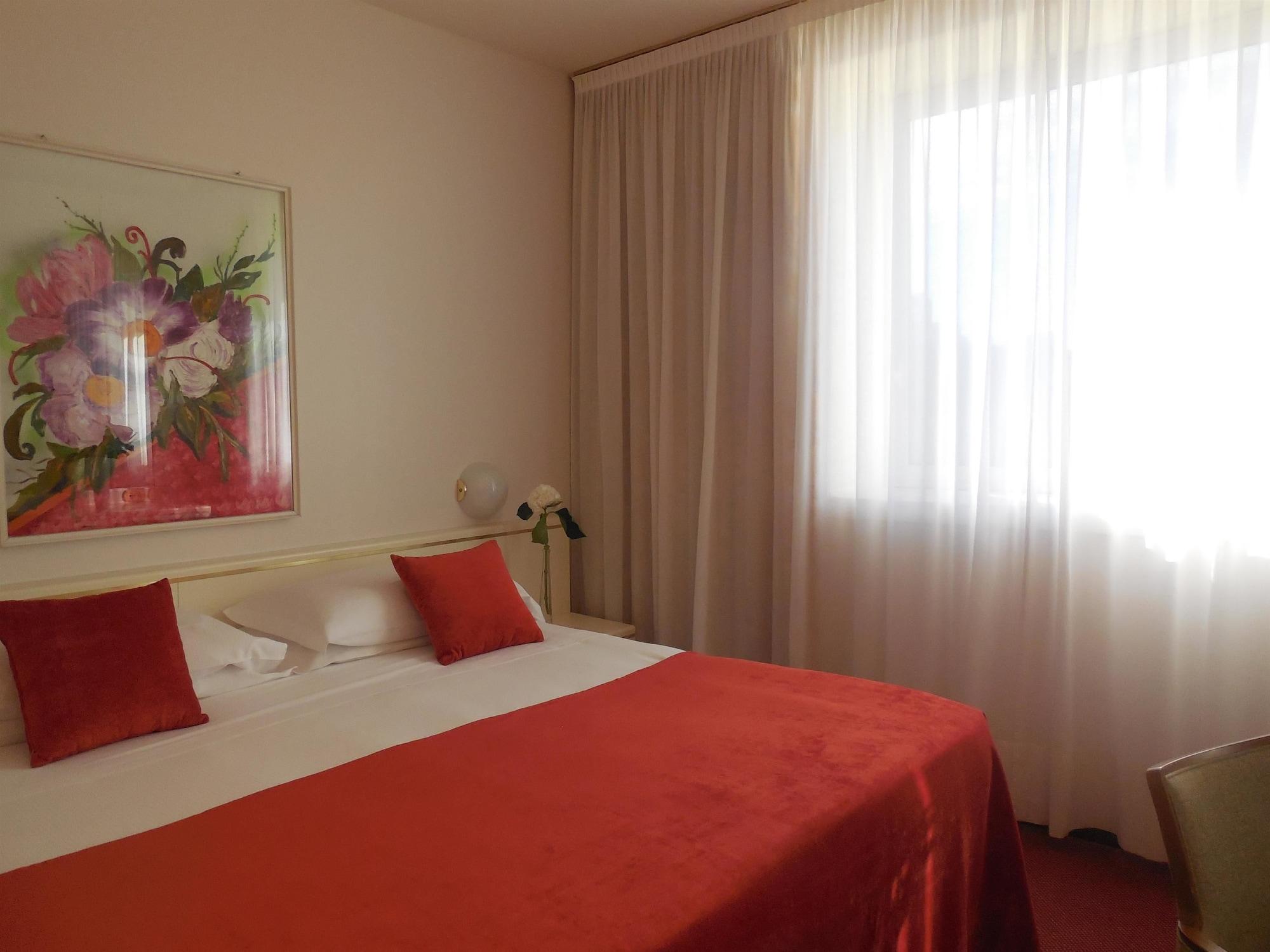 Starhotels Cristallo Palace Bergamo Buitenkant foto